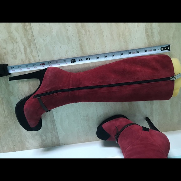 Gorgeous Fellini boots - Picture 1 of 16